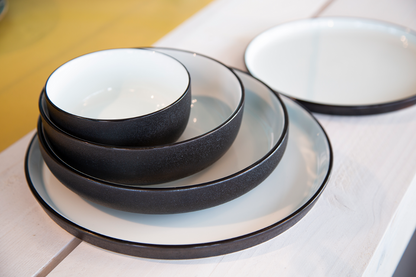 Maastricht Porselein plate Cosmic 20 cm White Black