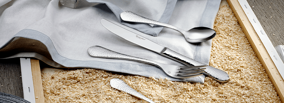 Corby Hall York Restaurant Knife | Solid Handle | Mirror Finish: C5051